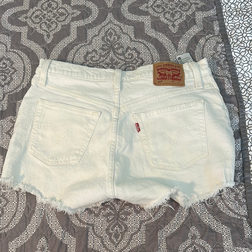 Levi's Women's Cream Jean Shorts